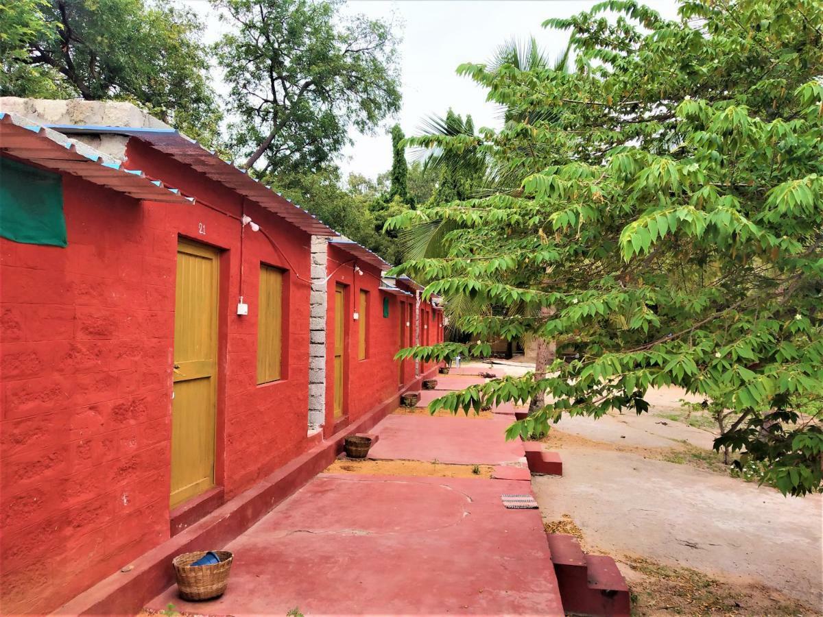 Hotel Gowri Hampi Exteriér fotografie