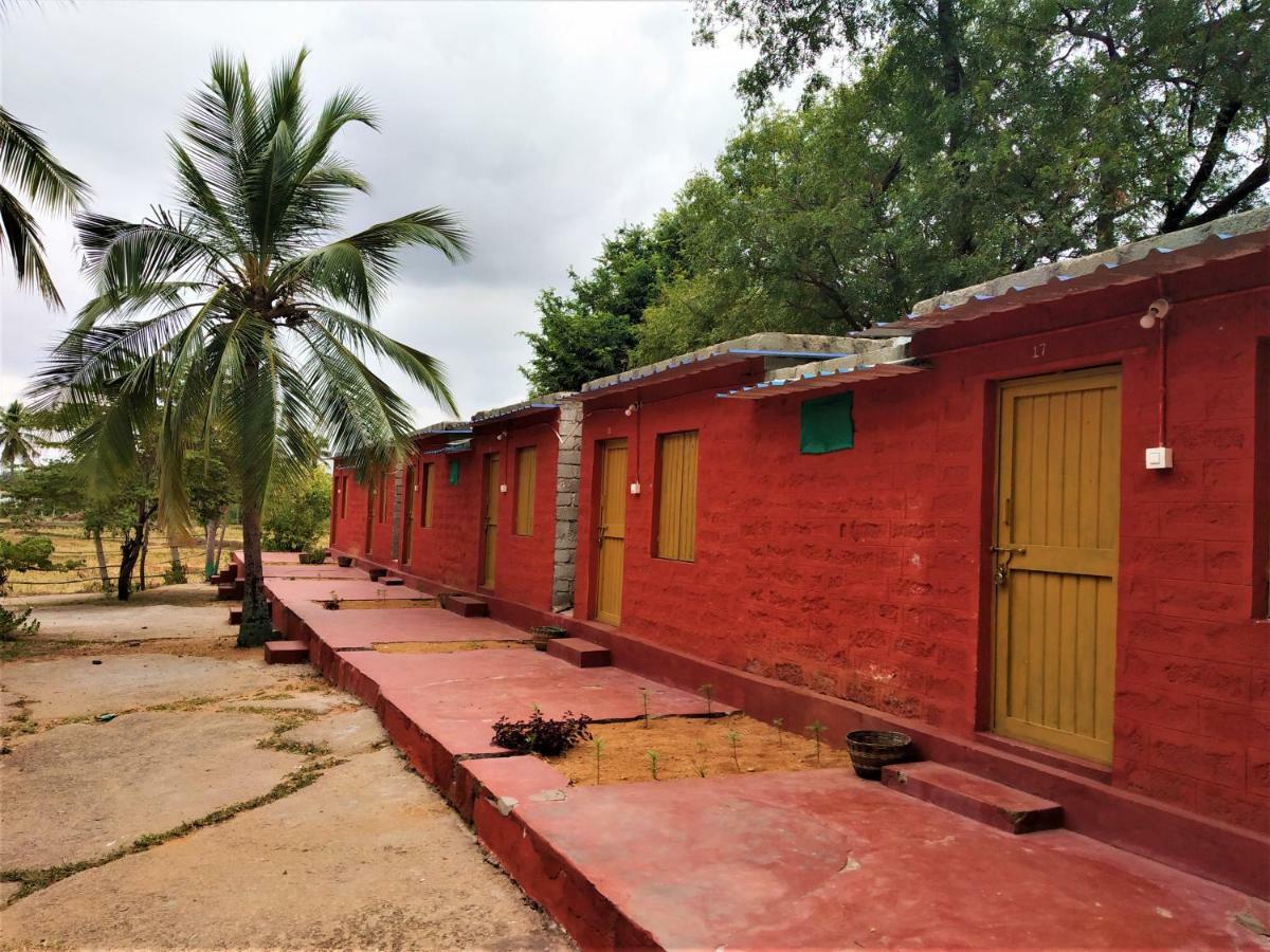 Hotel Gowri Hampi Exteriér fotografie